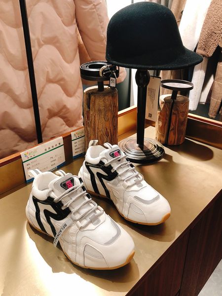 european station daddy shoes girls popular style thick-soled korean version of ins100 lace-up students' sports and leisure shoes
european station daddy shoes girls popular style thick-soled korean version of ins100 lace-up students' sports and leisure shoes