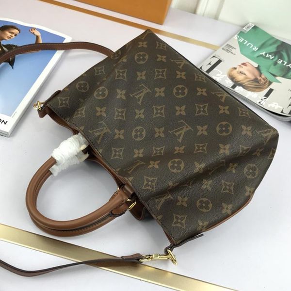 large capacity womens shoulder bags leather crossbody bag casual classic type lady totes messenger bags luxury designer women handbag
large capacity womens shoulder bags leather crossbody bag casual classic type lady totes messenger bags luxury designer women handbag