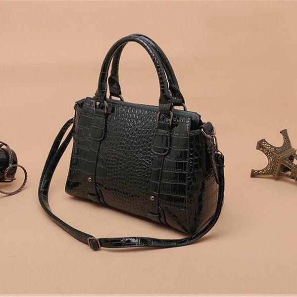 elegant big shoulder bag luxury handbags women bags designer 2020 large capacity women tote female crocodile pattern hand bags
elegant big shoulder bag luxury handbags women bags designer 2020 large capacity women tote female crocodile pattern hand bags