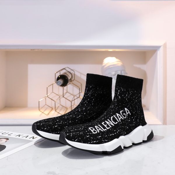 2020 new mens designer sock sports shoes speed trainer luxury casual tripler vintage sneakers platform trainers hg1368200
2020 new mens designer sock sports shoes speed trainer luxury casual tripler vintage sneakers platform trainers hg1368200