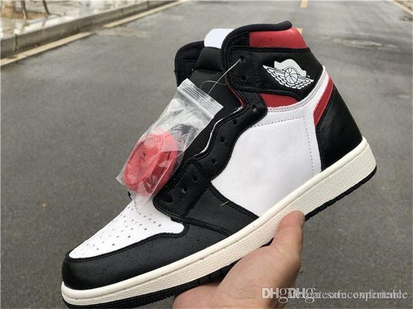 2019 authentic 1 og high black gym red 1s white sail men women basketball shoes sports sneakers 555088-061 with original box
2019 authentic 1 og high black gym red 1s white sail men women basketball shoes sports sneakers 555088-061 with original box