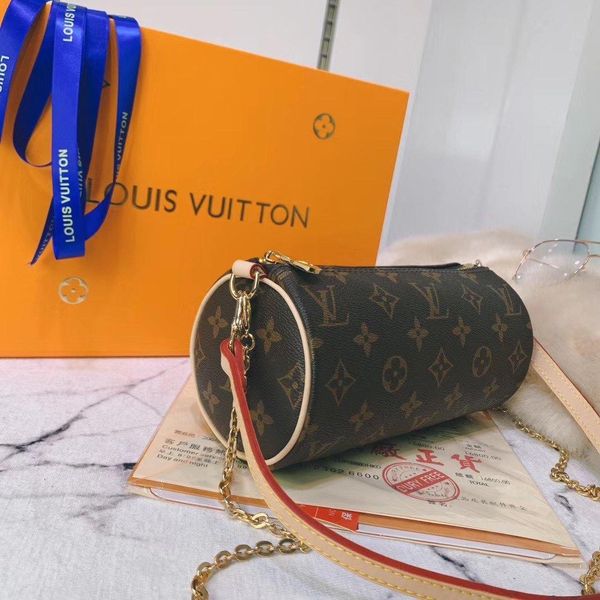 урожай классический роскошный дизайн женщин сумки на ремне новое прибытие crossbody сумки простой стиль кожа женщины сумка с origin box
урожай классический роскошный дизайн женщин сумки на ремне новое прибытие crossbody сумки простой стиль кожа женщины сумка с origin box