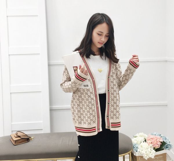 afrcd 2020 women's coat sweatersweater sweater autumn new korean style loose v-neck contrast color knitted single-breasted knitted card, White;black
afrcd 2020 women's coat sweatersweater sweater autumn new korean style loose v-neck contrast color knitted single-breasted knitted card, White;black