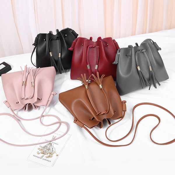 women bags 2020 new bag handbags crossbody bag shoulder bucket ladies wholesale clutch pu leather shell bags
women bags 2020 new bag handbags crossbody bag shoulder bucket ladies wholesale clutch pu leather shell bags