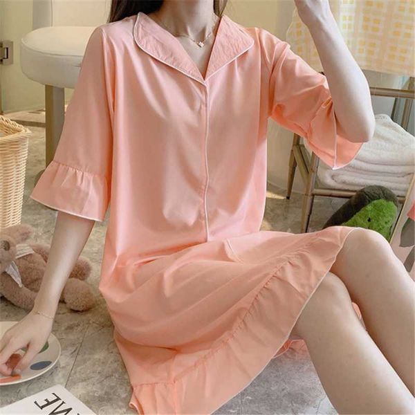 2020 new nightgown solid color silky nightdress female summer thin home service shirt skirt loose underwear nightwear pijamas, Black;red
2020 new nightgown solid color silky nightdress female summer thin home service shirt skirt loose underwear nightwear pijamas, Black;red
