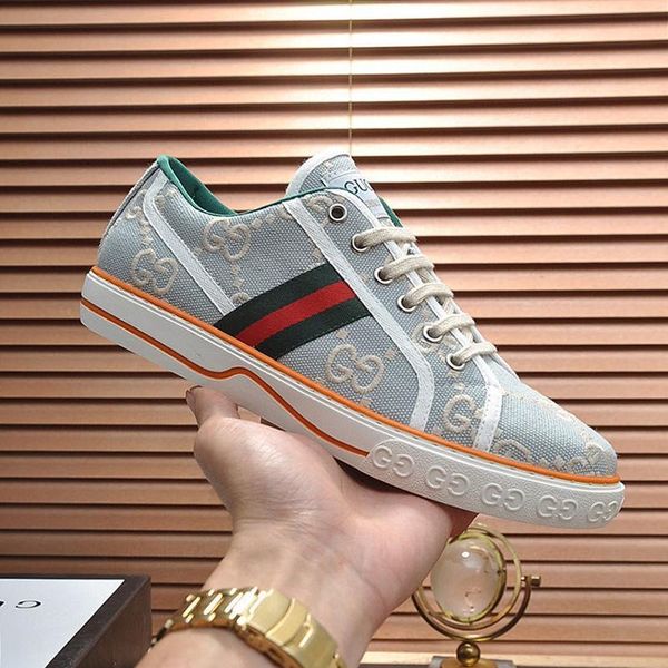 мужская обувь кроссовки дышащий бег открытый footwears с origin box mens tennis 1977 sneaker hot luxury style zapatos de hombre продажа, Black
мужская обувь кроссовки дышащий бег открытый footwears с origin box mens tennis 1977 sneaker hot luxury style zapatos de hombre продажа, Black
