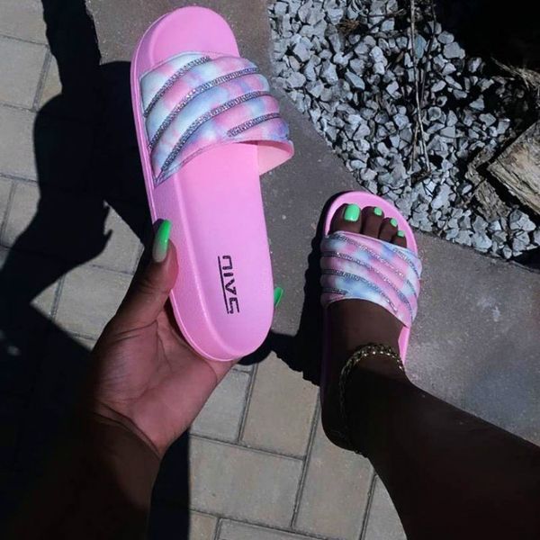 summer slippers woman flat bottom non-slip beach shoes women fashion sandals female outdoor one word drag muffin wedge heels, Black
summer slippers woman flat bottom non-slip beach shoes women fashion sandals female outdoor one word drag muffin wedge heels, Black