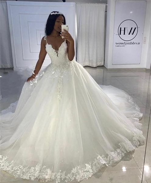 princess ball gown vintage lace wedding dresses appliques sequined beaded plus size vestido de novia gelinlik trouwjurk bridal gowns c15, White
princess ball gown vintage lace wedding dresses appliques sequined beaded plus size vestido de novia gelinlik trouwjurk bridal gowns c15, White