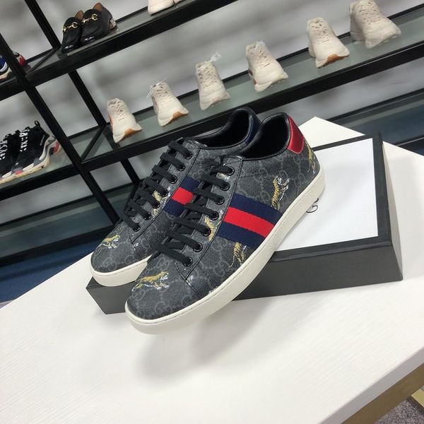2020-2019y new luxury designer fashion lovers shoes low to help striped casual shoes flat men and women sports shoes
2020-2019y new luxury designer fashion lovers shoes low to help striped casual shoes flat men and women sports shoes