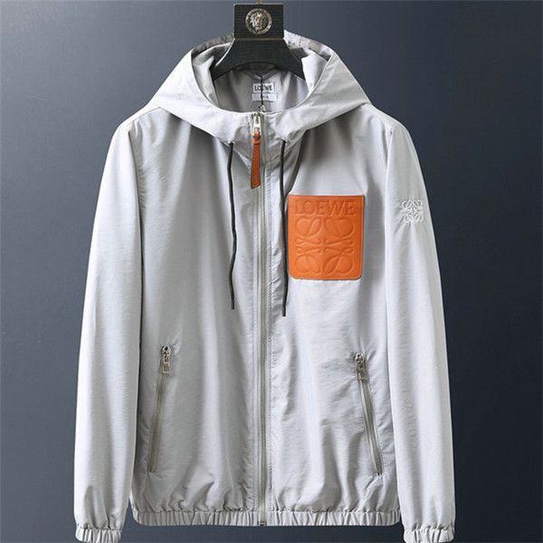2020 men's luxury designer clothing fall winter brand new luxury designer long sleeve medusa men's windbreaker jacket crime design, Black;brown
2020 men's luxury designer clothing fall winter brand new luxury designer long sleeve medusa men's windbreaker jacket crime design, Black;brown
