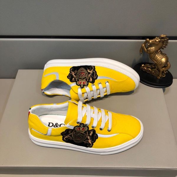 2019d new trend embroidered casual shoes, men's platform low-shoes, fashion sports shoes, original box packaging: 38-44, Black
2019d new trend embroidered casual shoes, men's platform low-shoes, fashion sports shoes, original box packaging: 38-44, Black