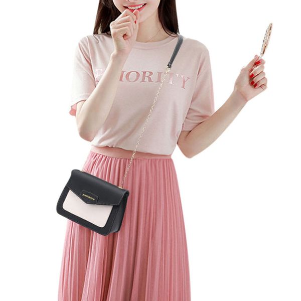 pu кожа crossbody площади цепи сумка для женщин малого плеча сумки мода специальная конструкция женщины путешествия сумки
pu кожа crossbody площади цепи сумка для женщин малого плеча сумки мода специальная конструкция женщины путешествия сумки