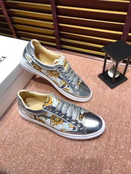 2020r luxury custom medusa printed embroidered low-lace-up tide shoes, high-quality casual wild sports shoes, size: 38-451, Black
2020r luxury custom medusa printed embroidered low-lace-up tide shoes, high-quality casual wild sports shoes, size: 38-451, Black