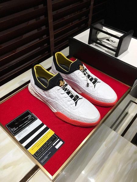 2020q high-end men's casual shoes lace-up outdoor flat trainer sneakers leather low-men's breathable tennis sneakers 38-451, Black
2020q high-end men's casual shoes lace-up outdoor flat trainer sneakers leather low-men's breathable tennis sneakers 38-451, Black