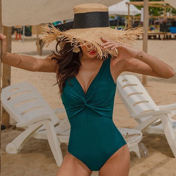 ezb0u 2020 new gathered backless triangle one-piece swimsuit bikini close-fitting bikini swimsuitswimsuitspring belly-covering swim, Black;red
ezb0u 2020 new gathered backless triangle one-piece swimsuit bikini close-fitting bikini swimsuitswimsuitspring belly-covering swim, Black;red