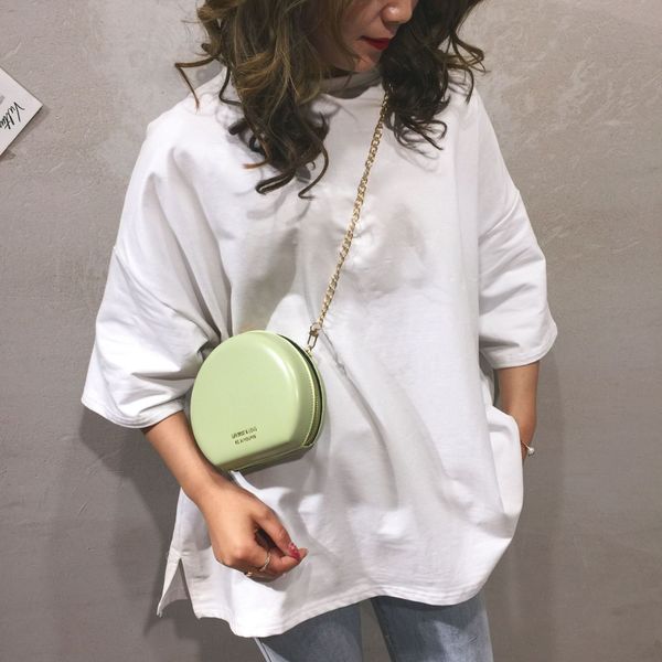 fashion korean style round mobile phone women's simple fashion women's chain messenger bag mobile phone bag bag2020, White
fashion korean style round mobile phone women's simple fashion women's chain messenger bag mobile phone bag bag2020, White
