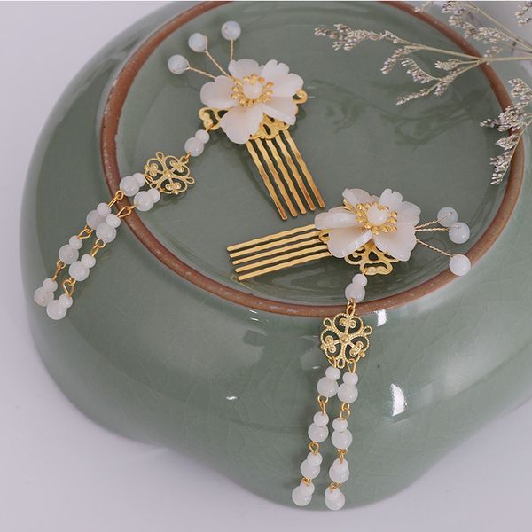 forseven 1 pair chinese archaistic dress hair jewelry accessories fairy women girl crystal flowers tassels hair comb headwear, Golden;silver
forseven 1 pair chinese archaistic dress hair jewelry accessories fairy women girl crystal flowers tassels hair comb headwear, Golden;silver