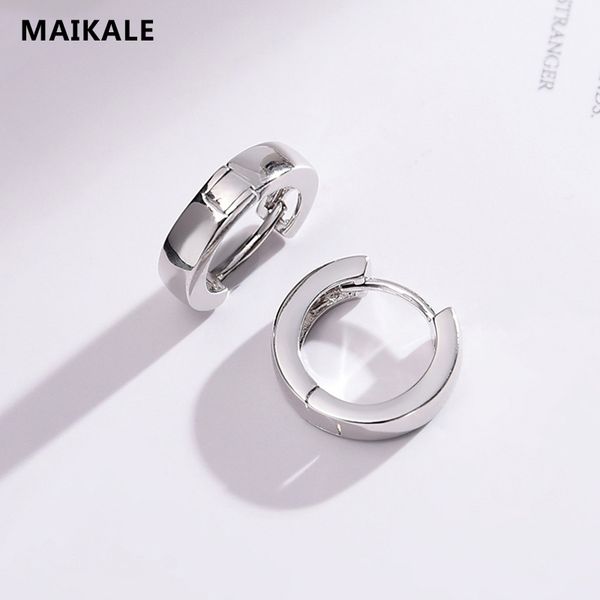 maikale simple hoop earrings copper cubic zirconia gold glossy round korean earrings for women to send friend gifts, Golden;silver
maikale simple hoop earrings copper cubic zirconia gold glossy round korean earrings for women to send friend gifts, Golden;silver