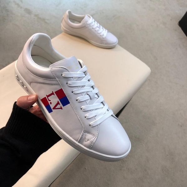 2020 summer big size 38-45 luxury designers leather ace shoes mens shoes plus size luxury casual shoes with box dust bag, Black
2020 summer big size 38-45 luxury designers leather ace shoes mens shoes plus size luxury casual shoes with box dust bag, Black
