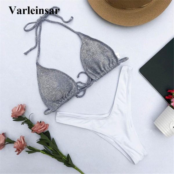 2020 high cut leg sparkling shiny bikini female swimsuit women swimwear two-piece bikini set thong bather bathing suit swim v961, White;black
2020 high cut leg sparkling shiny bikini female swimsuit women swimwear two-piece bikini set thong bather bathing suit swim v961, White;black