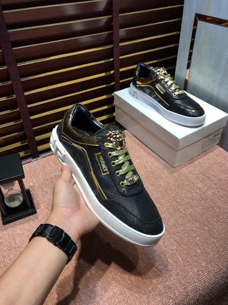 2020g luxury custom medusa printed embroidered low-lace-up tide shoes, high-quality casual wild sports shoes, size: 38-451, Black
2020g luxury custom medusa printed embroidered low-lace-up tide shoes, high-quality casual wild sports shoes, size: 38-451, Black