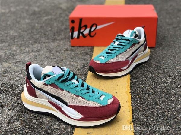 authentic sacai pegasus vaporfly sp men running shoes sail sport fuchsia light bone game royal man sneakers with original box
authentic sacai pegasus vaporfly sp men running shoes sail sport fuchsia light bone game royal man sneakers with original box
