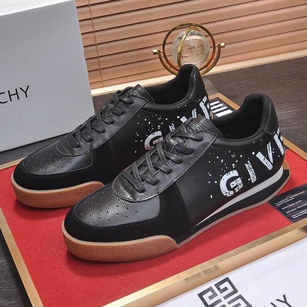 sports shoes for men sneakers casual style breathable footwears trainers chaussures de sport pour hommes fashion outdoor design lace -up men
sports shoes for men sneakers casual style breathable footwears trainers chaussures de sport pour hommes fashion outdoor design lace -up men