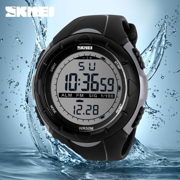 fashion men's function waterproof sports electronic electronic men's student watch mountaineering outdoor large dial watch, Blue
fashion men's function waterproof sports electronic electronic men's student watch mountaineering outdoor large dial watch, Blue