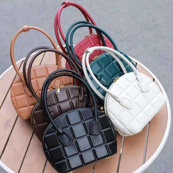 stylish new designer shell handbag plaid embossed ladies pures pu leather female samll bags luxury handbags women bags designer
stylish new designer shell handbag plaid embossed ladies pures pu leather female samll bags luxury handbags women bags designer