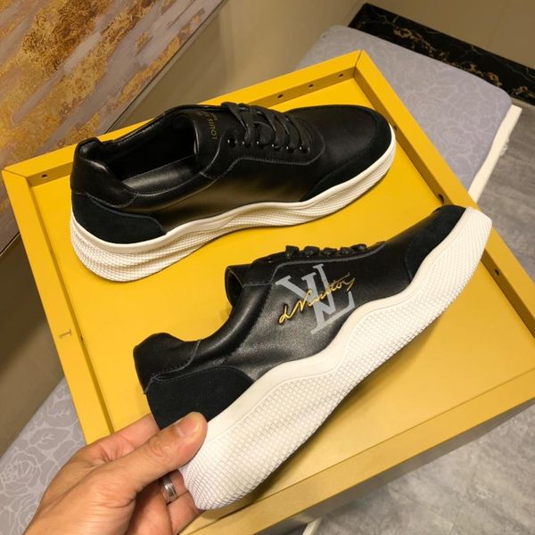 2020-2019r new italian luxury fashion casual shoes snake skin wild sports shoes men's designer business shoes large size 38-45
2020-2019r new italian luxury fashion casual shoes snake skin wild sports shoes men's designer business shoes large size 38-45