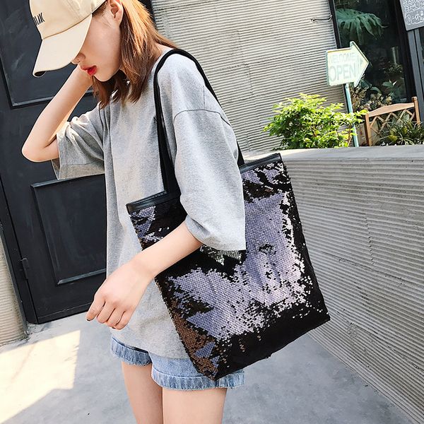 2020 portable sequin handbags women fashion sequins shopping bag large capacity glitter beaded shoulder bag sequin beach
2020 portable sequin handbags women fashion sequins shopping bag large capacity glitter beaded shoulder bag sequin beach