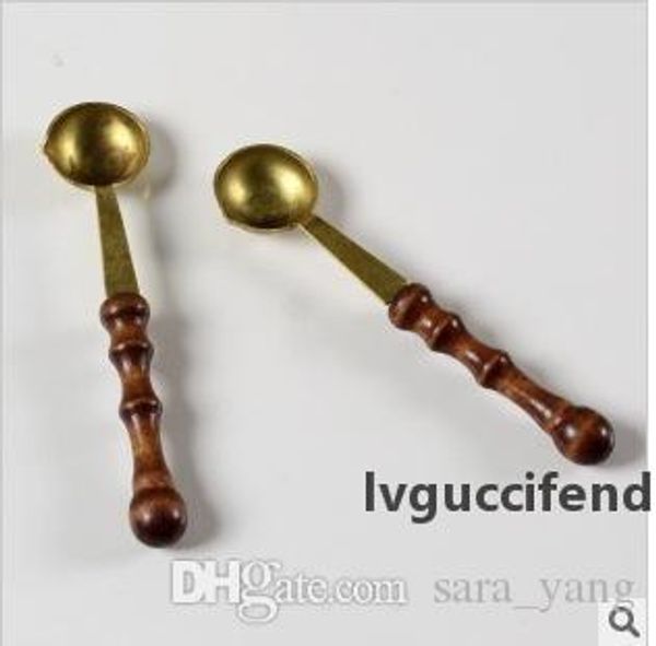 wood handle scoop retro style stamp sealing wax spoon anti scald diy candle fittings copper wooden handle lin4763
wood handle scoop retro style stamp sealing wax spoon anti scald diy candle fittings copper wooden handle lin4763