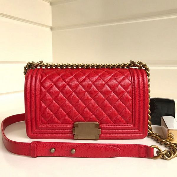classic ladies cross-body bag single shoulder bag classic and stylish gold metal accessories with a long shoulder strap
classic ladies cross-body bag single shoulder bag classic and stylish gold metal accessories with a long shoulder strap