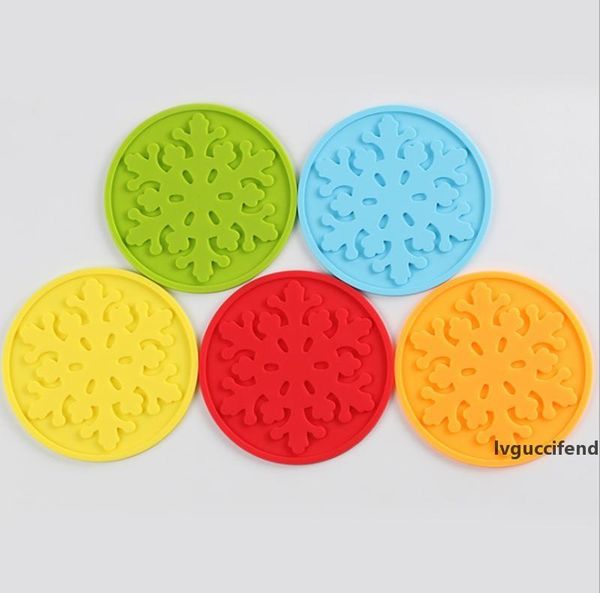 silicone snowflake coasters cup coaster table decoration tea mug placemat cup coaster mat pad drinks holders
silicone snowflake coasters cup coaster table decoration tea mug placemat cup coaster mat pad drinks holders