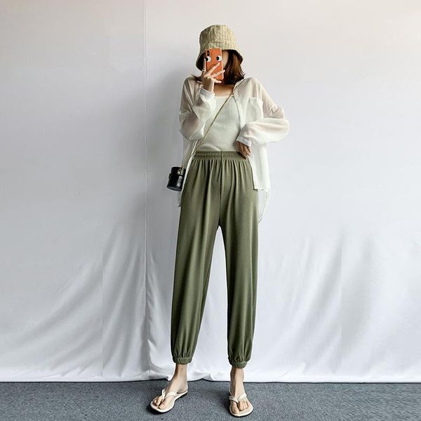 casual elastic high waist pants women's summer jogging bloomers 2020 loose wide leg sweatpants streetwear silky sports pants, Black;white
casual elastic high waist pants women's summer jogging bloomers 2020 loose wide leg sweatpants streetwear silky sports pants, Black;white