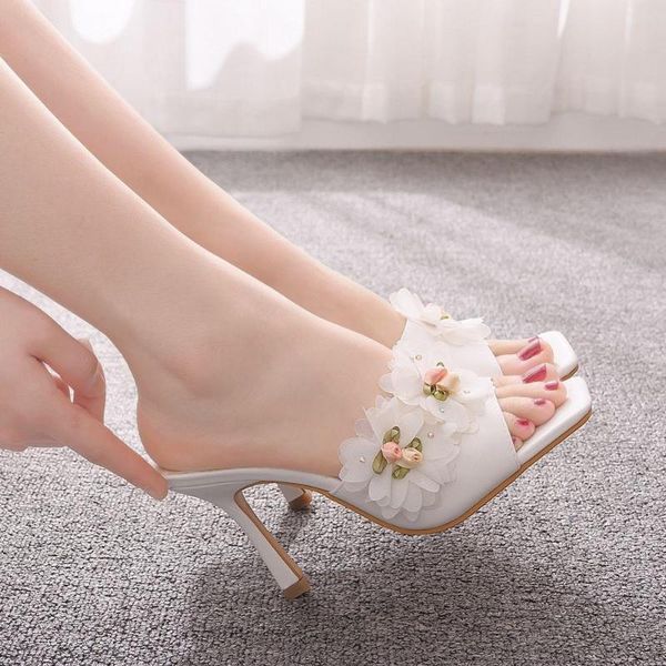 slippers crystal women sandals square toe ladies heel mules thin high heels female fashion white flower woman shoes, Black
slippers crystal women sandals square toe ladies heel mules thin high heels female fashion white flower woman shoes, Black
