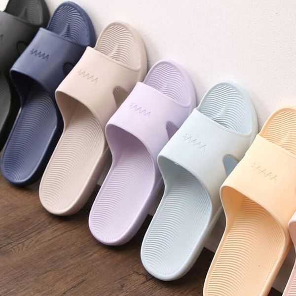 dropshipping new home slippers men's indoor slippers men's home sandals bathing non-slip soft bottom bathroom, Black
dropshipping new home slippers men's indoor slippers men's home sandals bathing non-slip soft bottom bathroom, Black