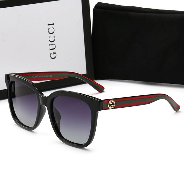 2020 the latest pc frame material fashion trend sunglasses four colors are optional, Black
2020 the latest pc frame material fashion trend sunglasses four colors are optional, Black