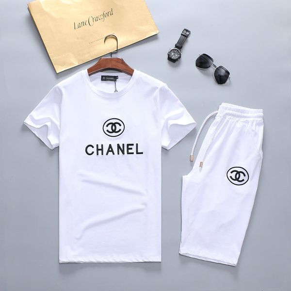 2020 fashion men clothing sets short sleeve printing tracksuits 2 mens casual summer wear medusa fashion summer men joggers, Gray 
2020 fashion men clothing sets short sleeve printing tracksuits 2 mens casual summer wear medusa fashion summer men joggers, Gray