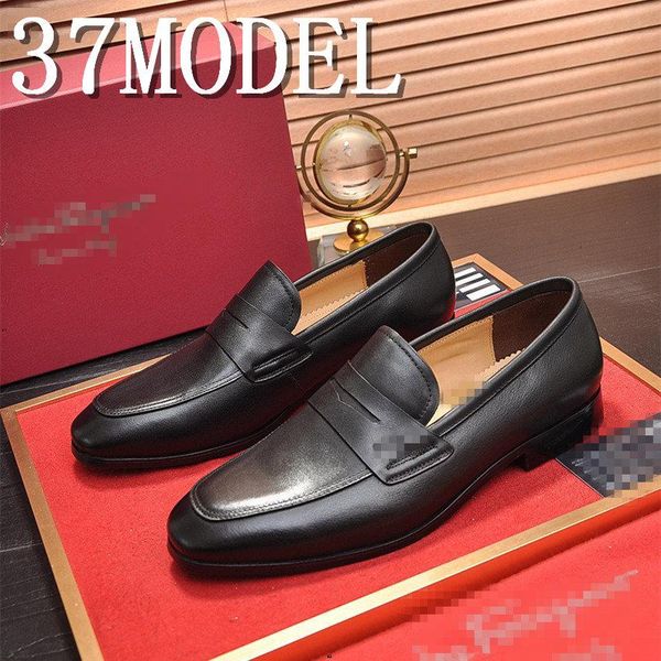 18ss 2020 luxurious men sickle suede casual shoes flat slip-on dress shoes large size pointed toe solid color wedding loafers 38-45, Black
18ss 2020 luxurious men sickle suede casual shoes flat slip-on dress shoes large size pointed toe solid color wedding loafers 38-45, Black