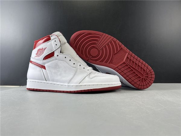 mens 1 1s metallic red basketball shoes fashion trainers sports sneakers white varsity red quailty with shoe box
mens 1 1s metallic red basketball shoes fashion trainers sports sneakers white varsity red quailty with shoe box