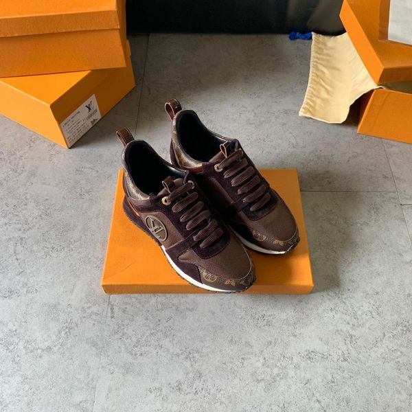 2020-2019c r street fashion men and women fashion wild casual shoes couple fashion wild sports shoes, size: 35-45
2020-2019c r street fashion men and women fashion wild casual shoes couple fashion wild sports shoes, size: 35-45