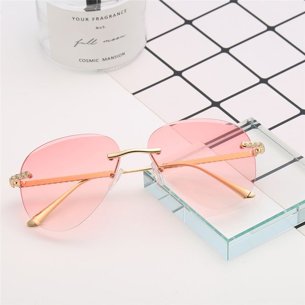 sunglasses rimless ladies gradient shades colorful cutting lens with rhinestones women frameless metal eyeglasse, White;black
sunglasses rimless ladies gradient shades colorful cutting lens with rhinestones women frameless metal eyeglasse, White;black