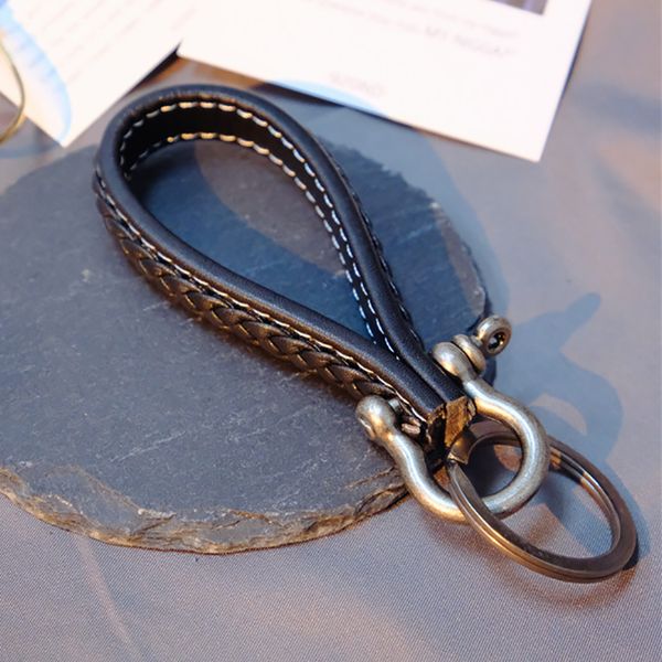 high-grade vintage leather car keychain for women men key chains key rings holder purse pendant carbine bag charm accessories, Silver
high-grade vintage leather car keychain for women men key chains key rings holder purse pendant carbine bag charm accessories, Silver
