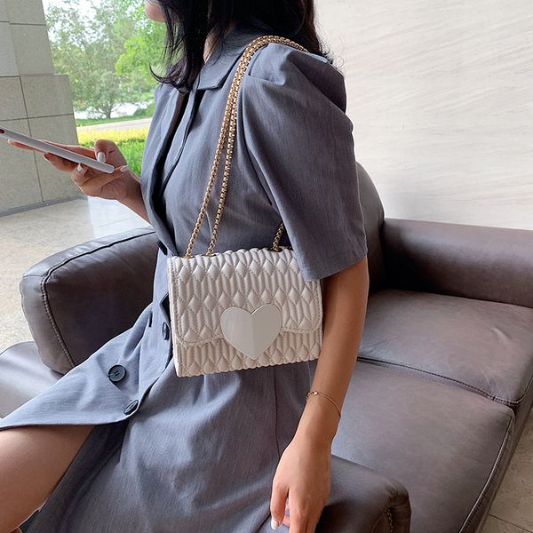 brand original design 2020 new fashion joker shoulder messenger bag chain ladies square bag
brand original design 2020 new fashion joker shoulder messenger bag chain ladies square bag