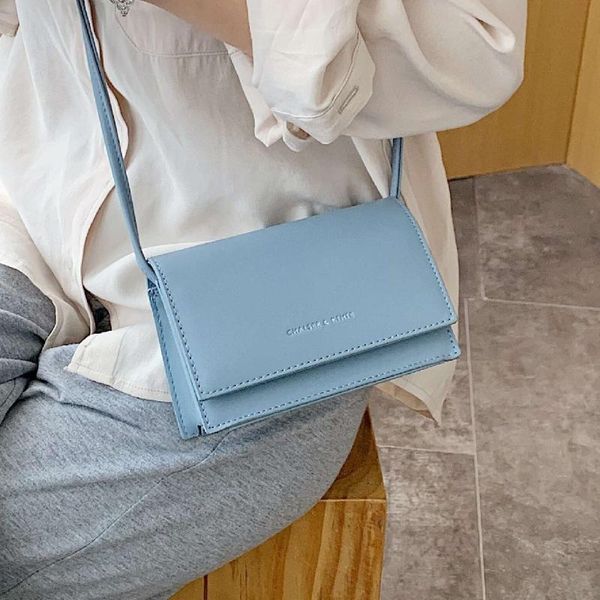2020 new women's shoulder bag european and american style wild small square bag soft face single crossbody shoulder
2020 new women's shoulder bag european and american style wild small square bag soft face single crossbody shoulder