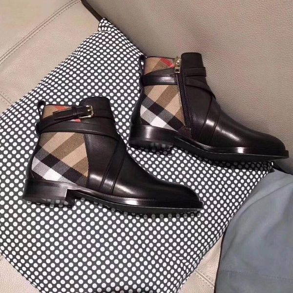 2020c new official website synchronous release of luxury women's casual fashion boots, outdoor travel casual boots, fast delivery, Black
2020c new official website synchronous release of luxury women's casual fashion boots, outdoor travel casual boots, fast delivery, Black