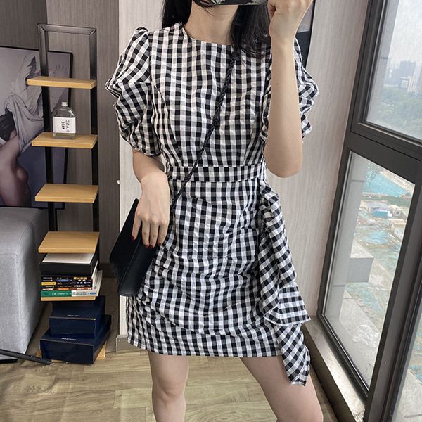 casual dresses 2021 summer womens mini dress black/ plaid lady slim waist puff sleeve o-neck pleated short robes, Black;gray
casual dresses 2021 summer womens mini dress black/ plaid lady slim waist puff sleeve o-neck pleated short robes, Black;gray