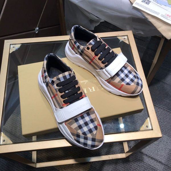 2020rw new men's comfortable casual shoes boarding travel outdoor adventure shoes all-match trend shoes original box delivery, Black
2020rw new men's comfortable casual shoes boarding travel outdoor adventure shoes all-match trend shoes original box delivery, Black