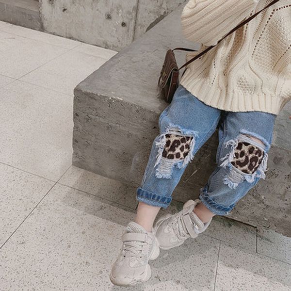 autumn 2020 new children's leopard patch loose jeans boys and girls jeans children's pants crawler personalized pants, Blue
autumn 2020 new children's leopard patch loose jeans boys and girls jeans children's pants crawler personalized pants, Blue